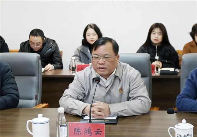市國資委黨委書記、主任朱平生帶隊走訪慰問城投集團